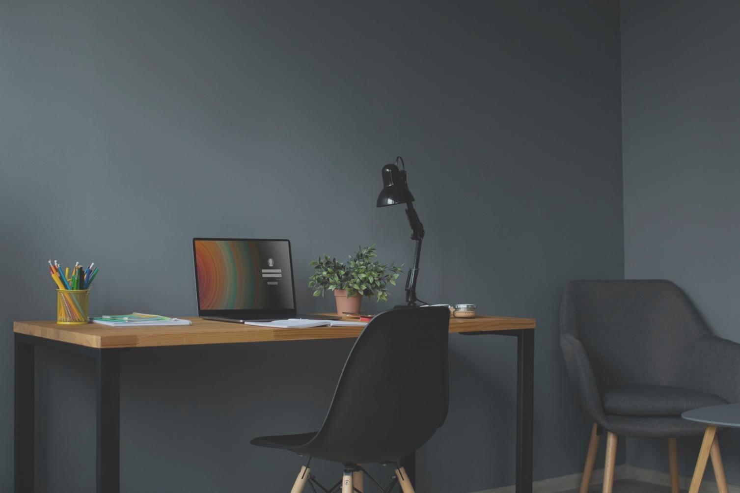 Bureau de conseil financier moderne avec documentation de planification